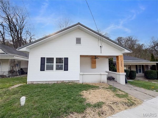 1509 Fulton Avenue , Hannibal, MO 63401
