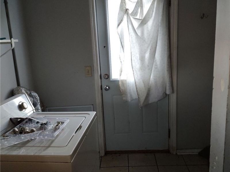 2656 22nd Street NE, Canton, OH 44705 Photo 6