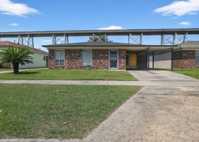 1008 HOOTER Road, Bridge City, LA 70094