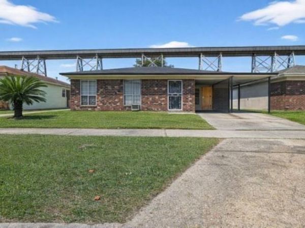 1008 HOOTER Road , Bridge City, LA 70094