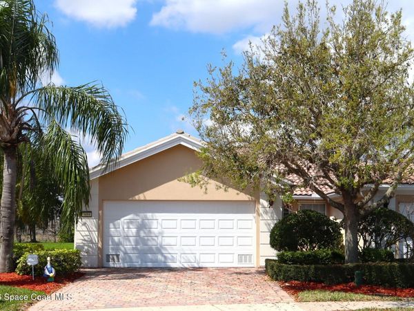 3494 Hyperion Way SE, Palm Bay, FL 32909