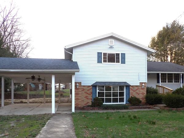 348 Jackson Street, Sistersville, WV 26175