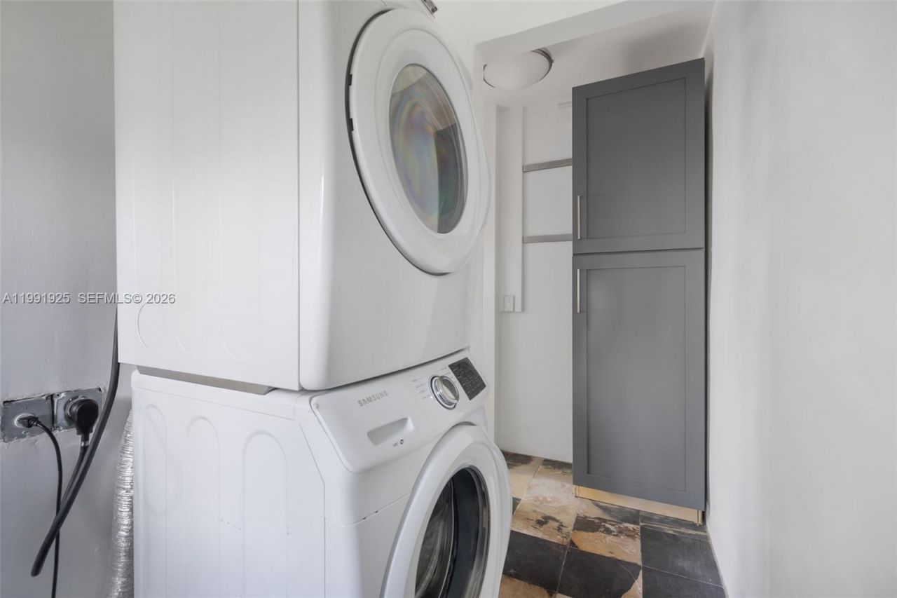 438 Mendoza Ave , Coral Gables, FL 33134 Photo