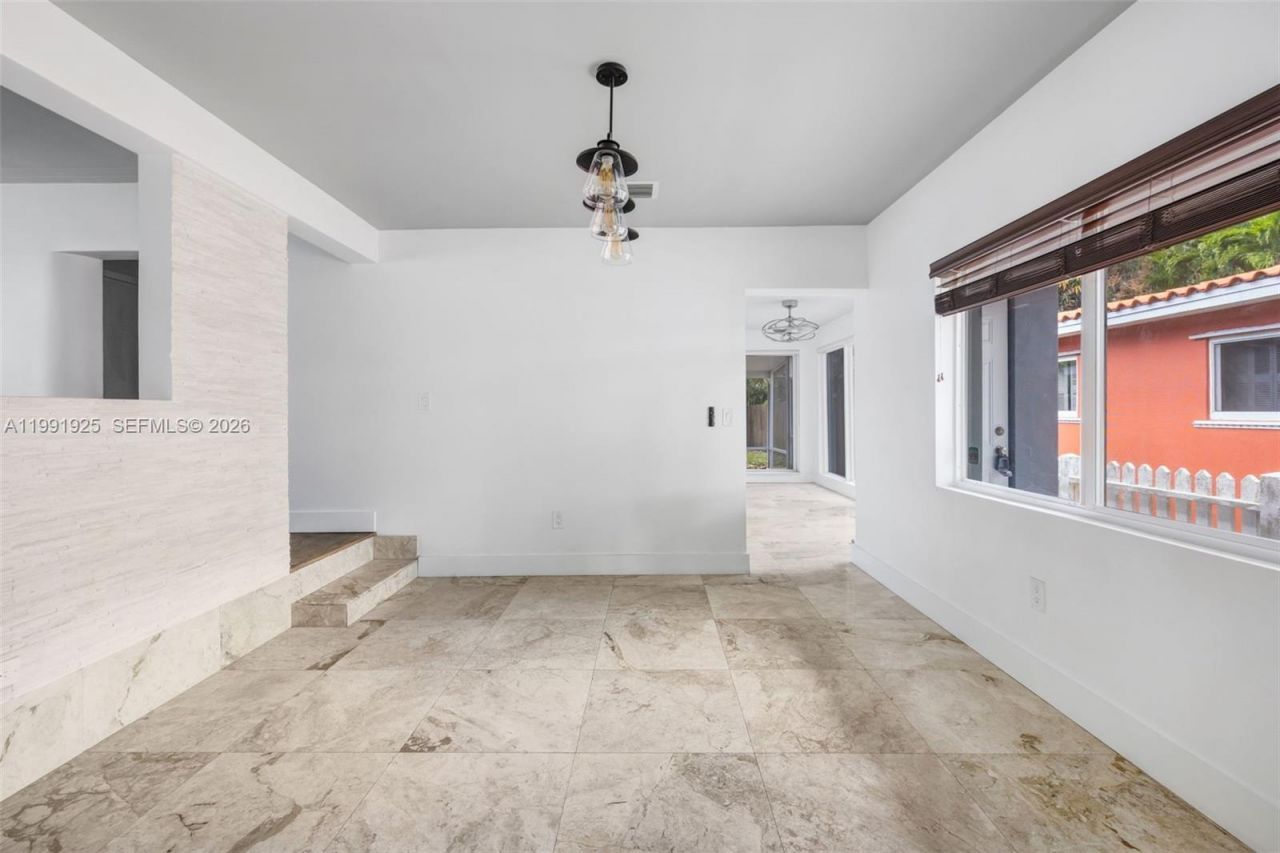 438 Mendoza Ave , Coral Gables, FL 33134 Photo