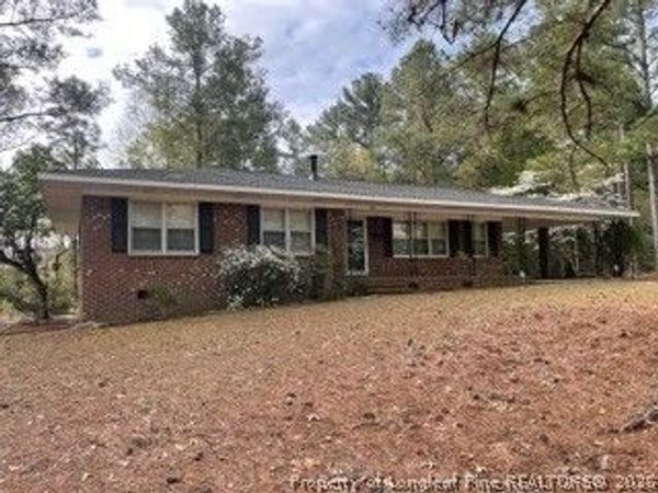 395 N Gaines Street , Southern Pines, NC 28387