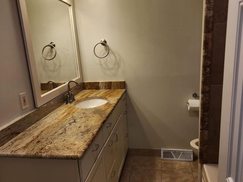 4263 Gavin Lane, Columbus, OH 43220 Photo 24