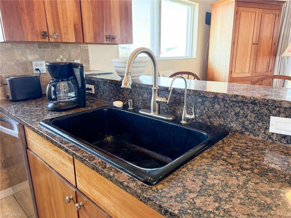 4510 Oyster Shell Dr, Upper Captiva, FL 33924 Photo