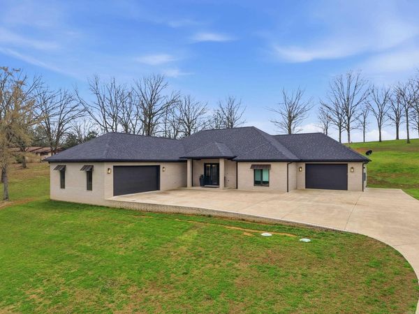 84 E Cadron Ridge Road, Greenbrier, AR 72058