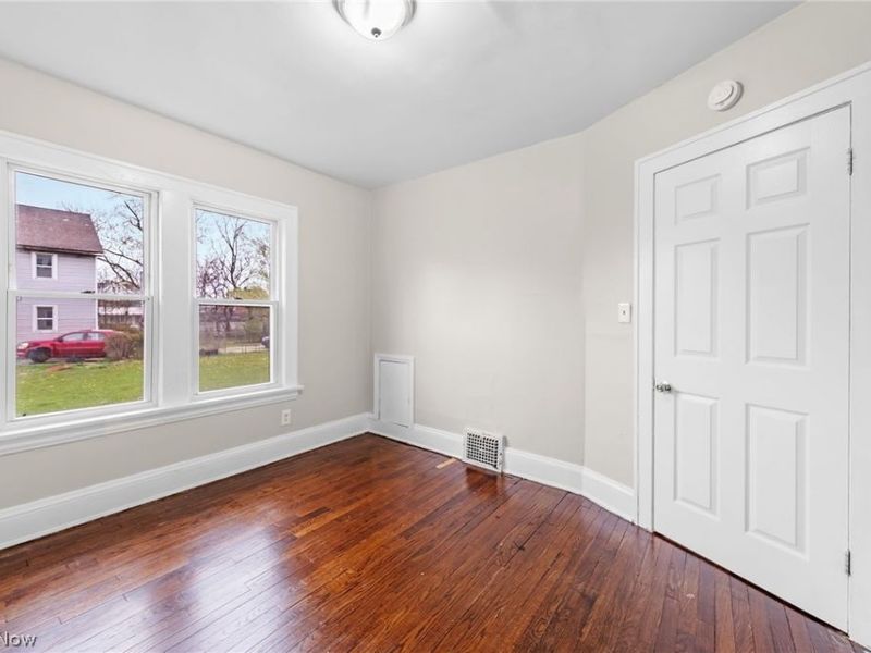 1719 Wayside Road, Cleveland, OH 44112 Photo 13