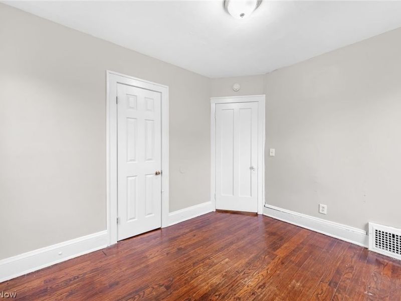 1719 Wayside Road, Cleveland, OH 44112 Photo 16