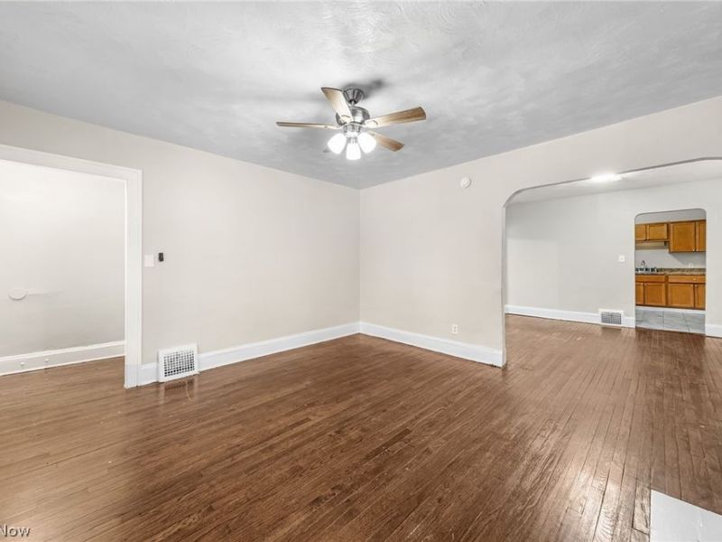 1719 Wayside Road, Cleveland, OH 44112 Photo 7