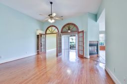 533 Stonemason Dr.  photo 4