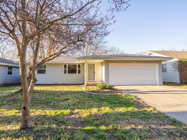 1514 E Wayland Street , Springfield, MO 65804