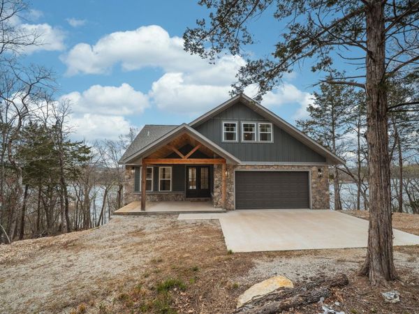 18048 Farm Road 2300 , Eagle Rock, MO 65641