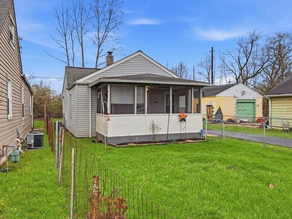 1082 Whitethorne Avenue , Columbus, OH 43223