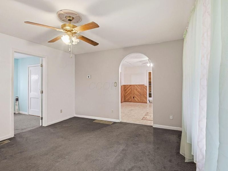 1082 Whitethorne Avenue , Columbus, OH 43223 Photo 10