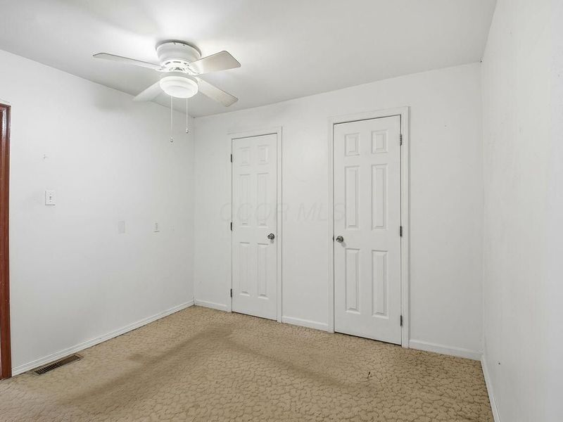 1082 Whitethorne Avenue , Columbus, OH 43223 Photo 16