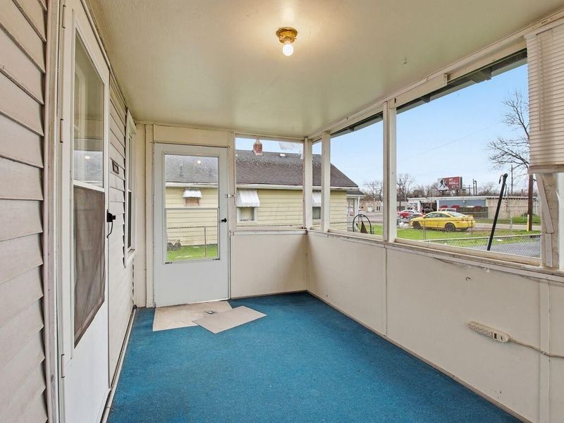 1082 Whitethorne Avenue , Columbus, OH 43223 Photo 27