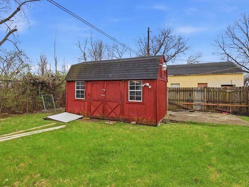 1082 Whitethorne Avenue , Columbus, OH 43223 Photo 32