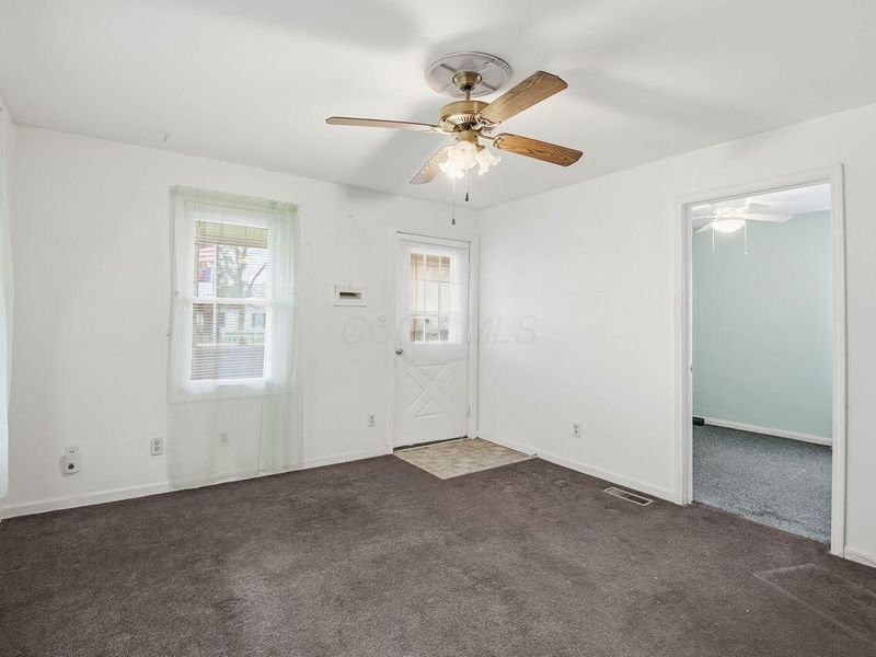 1082 Whitethorne Avenue , Columbus, OH 43223 Photo 5