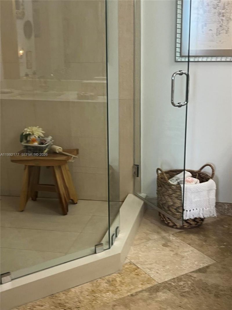 1000 Quayside Ter , Unit 1404, Miami, FL 33138 Photo