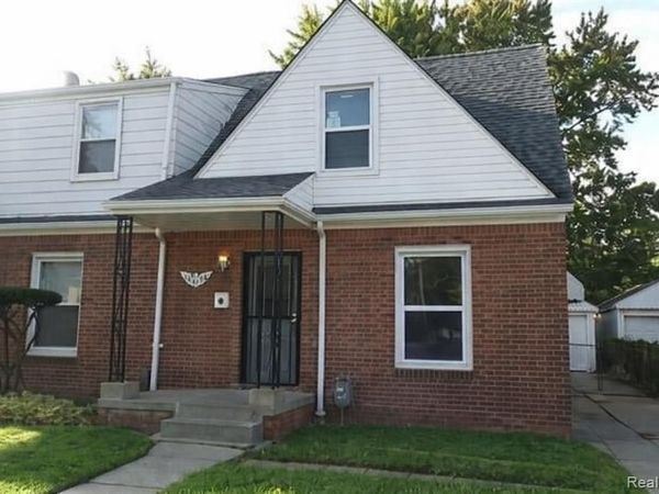 15616 E 7 Mile Road, Detroit, MI 48205