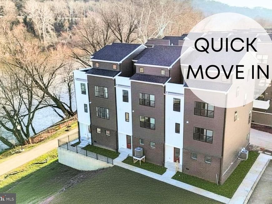 956 Riverplace Drive , Unit 56, Conshohocken, PA 19428 Main Photo