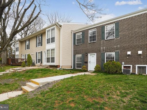 304 MIDDLETON PLACE, EAGLEVILLE, PA 19403