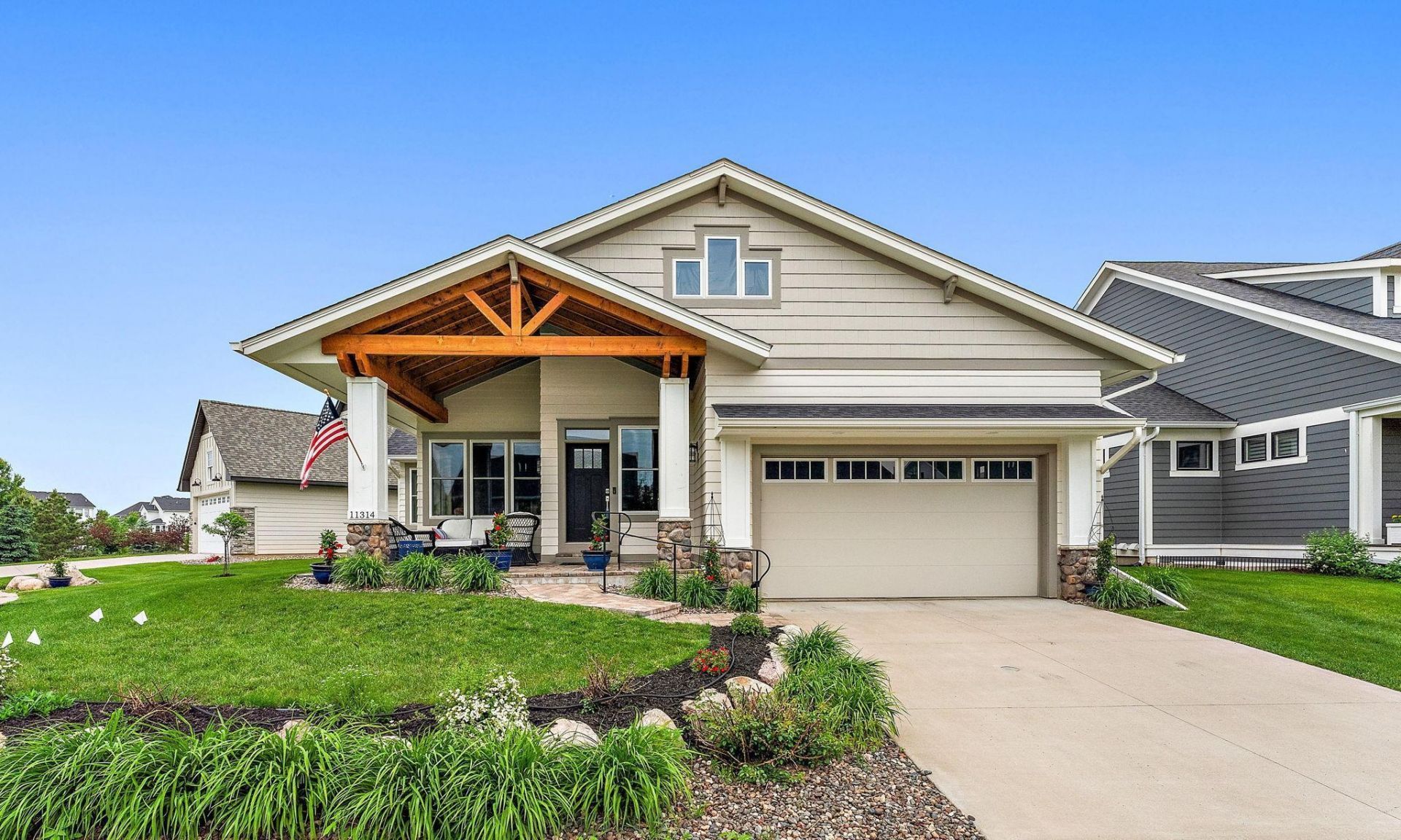 11314 Sunflower Lane N, Lake Elmo, MN 55042 Main Photo