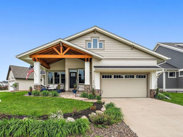 11314 Sunflower Lane N, Lake Elmo, MN 55042
