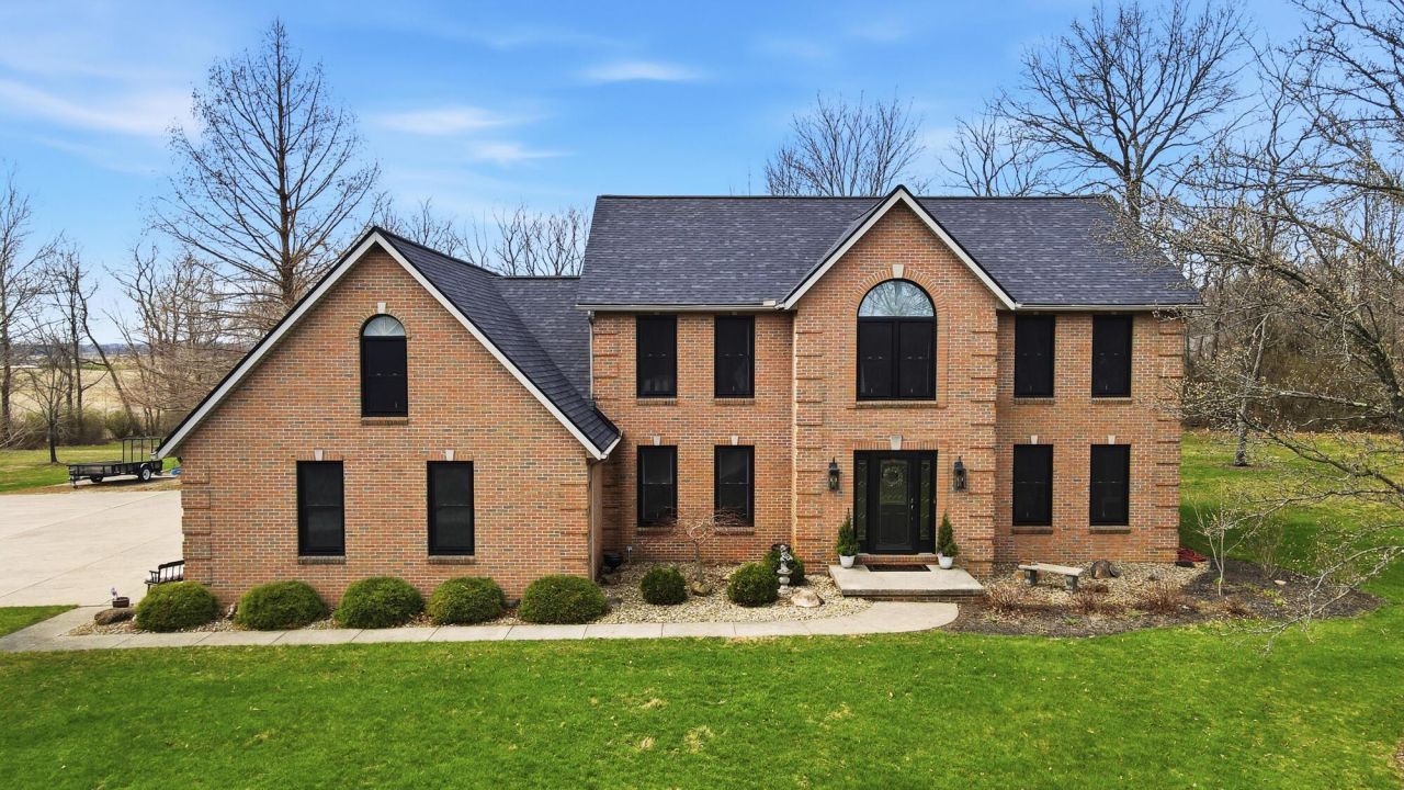 265 Waters Edge Drive , Hebron, OH 43025 Main Photo