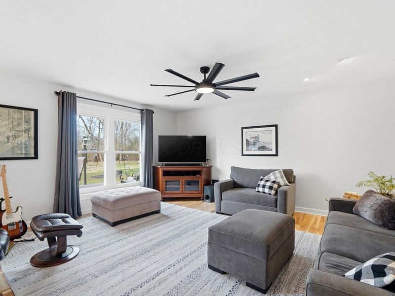 265 Waters Edge Drive , Hebron, OH 43025 Photo 10