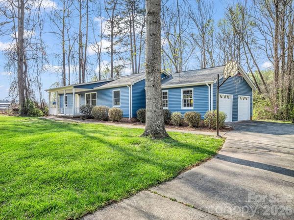 347 Crestview Street , Rutherfordton, NC 28139