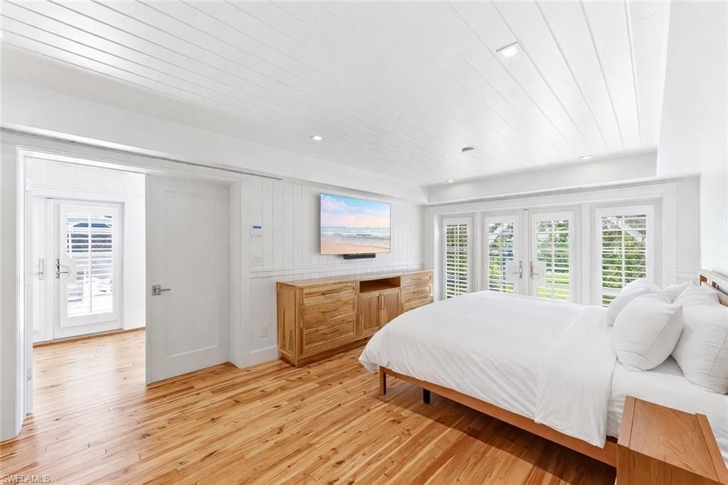 2002 4th Street S, Naples, FL 34102 Photo