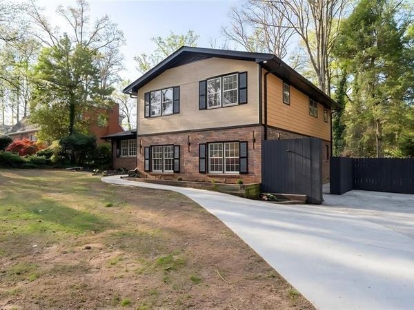 1704 Sterling Trail SW, Marietta, GA 30008