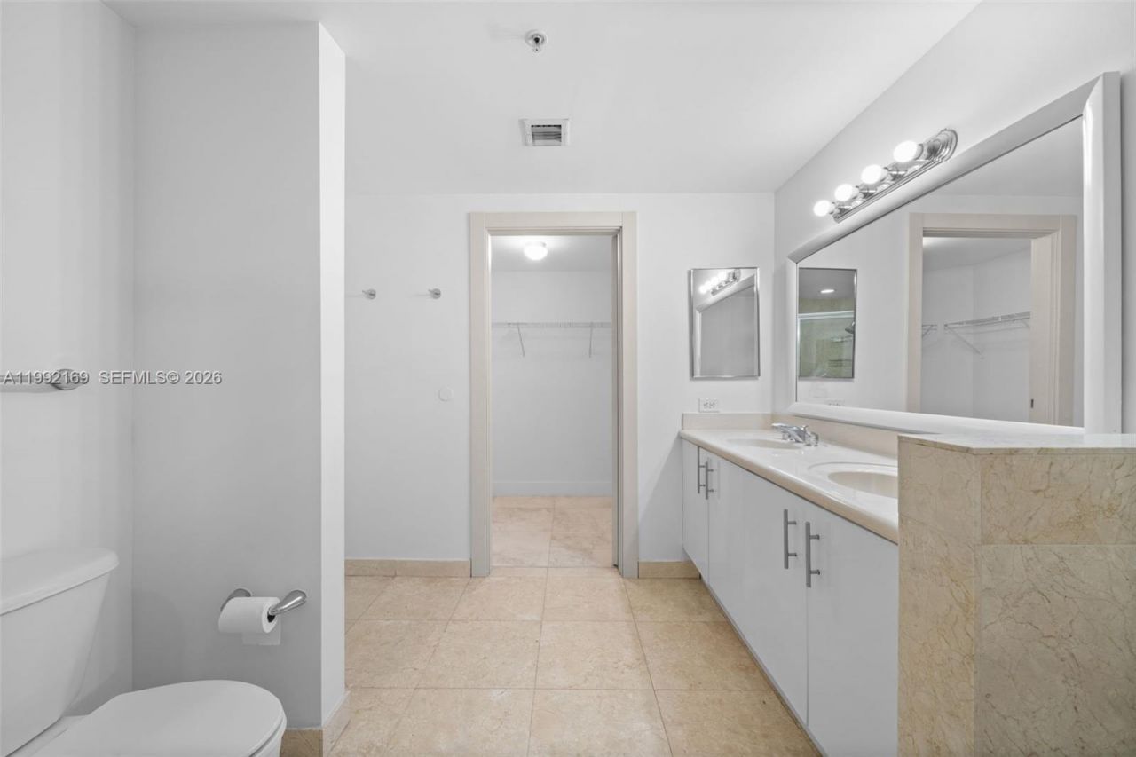 7918 Harbor Island Dr, Unit 311, North Bay Village, FL 33141 Photo