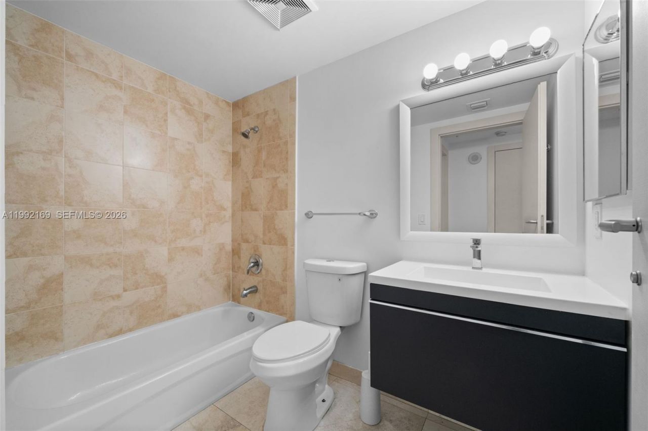 7918 Harbor Island Dr, Unit 311, North Bay Village, FL 33141 Photo