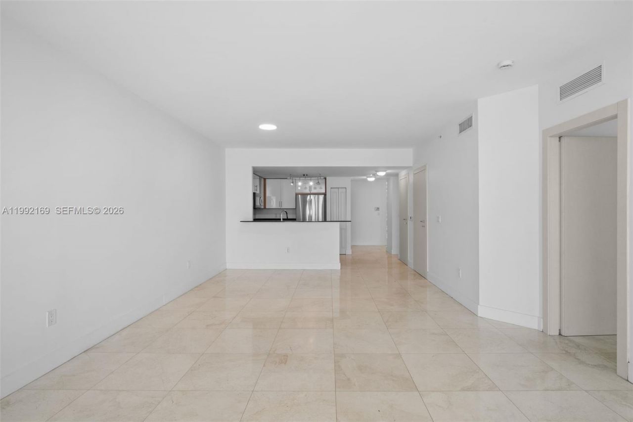 7918 Harbor Island Dr, Unit 311, North Bay Village, FL 33141 Photo