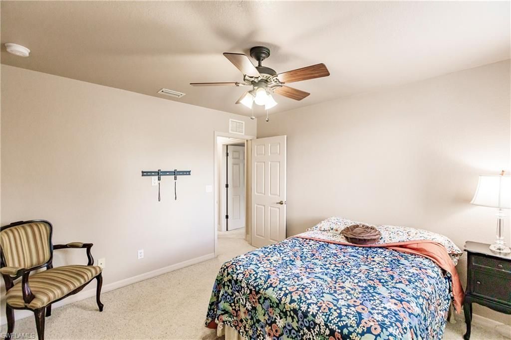 3573 Malagrotta Cir, Cape Coral, FL 33909 Photo