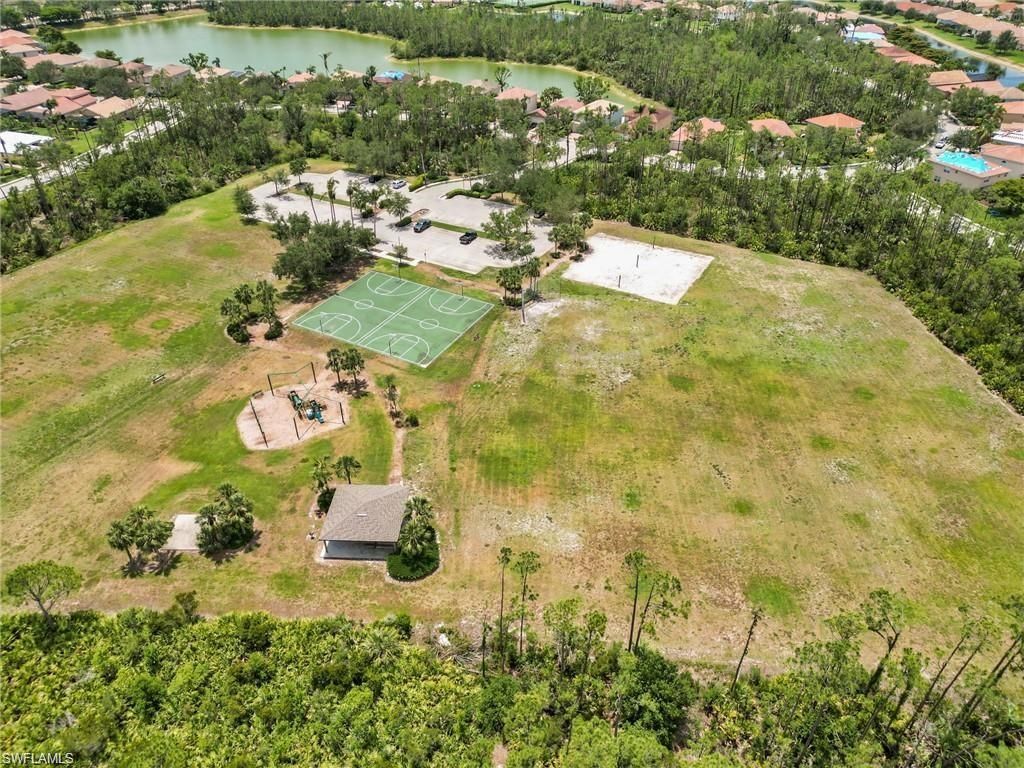 3573 Malagrotta Cir, Cape Coral, FL 33909 Photo