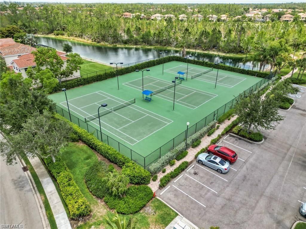 3573 Malagrotta Cir, Cape Coral, FL 33909 Photo