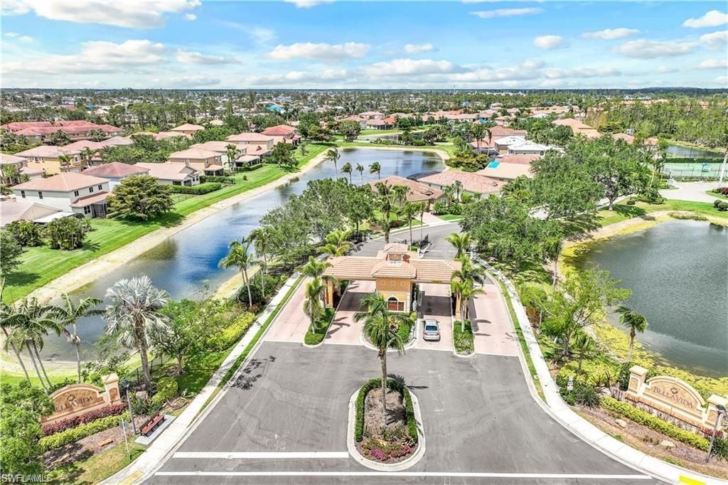 3573 Malagrotta Cir, Cape Coral, FL 33909 Photo