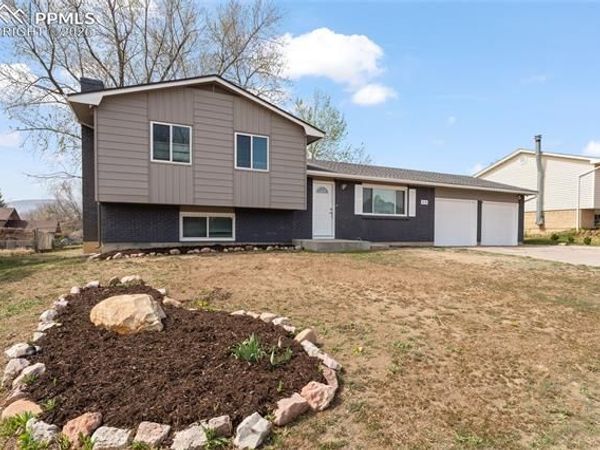 7250 Medicine Bow Avenue, Fountain, CO 80817