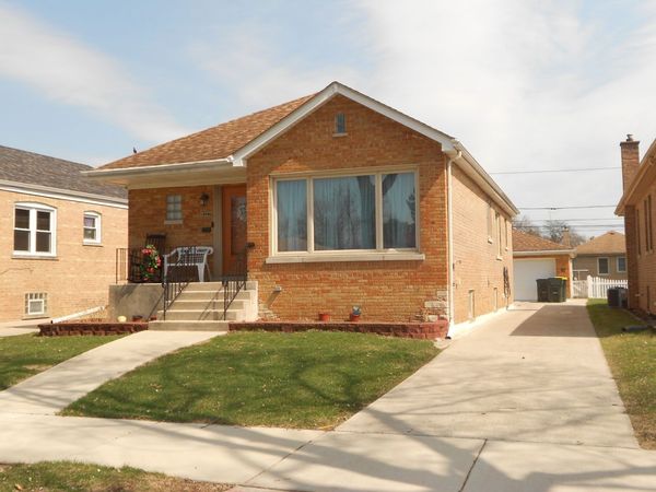 9327 S Avers Avenue , Evergreen Park, IL 60805