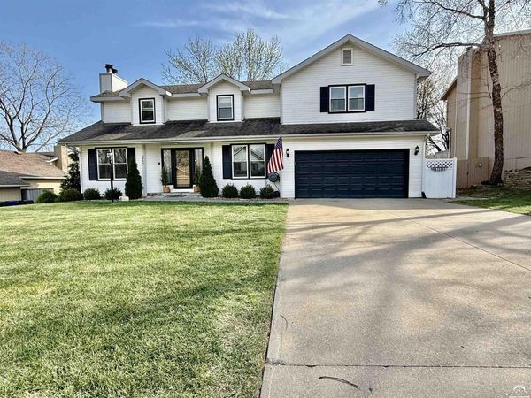 3905 W 8th , Lawrence, KS 66049