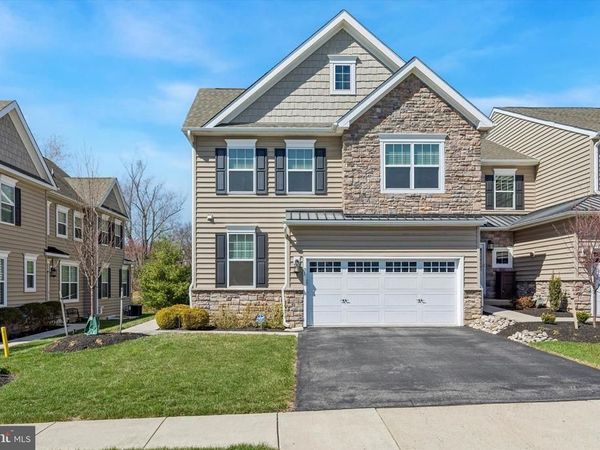 31 PENN MANOR COURT, FORT WASHINGTON, PA 19034