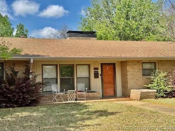 225 D Street SW, Ardmore, OK 73401