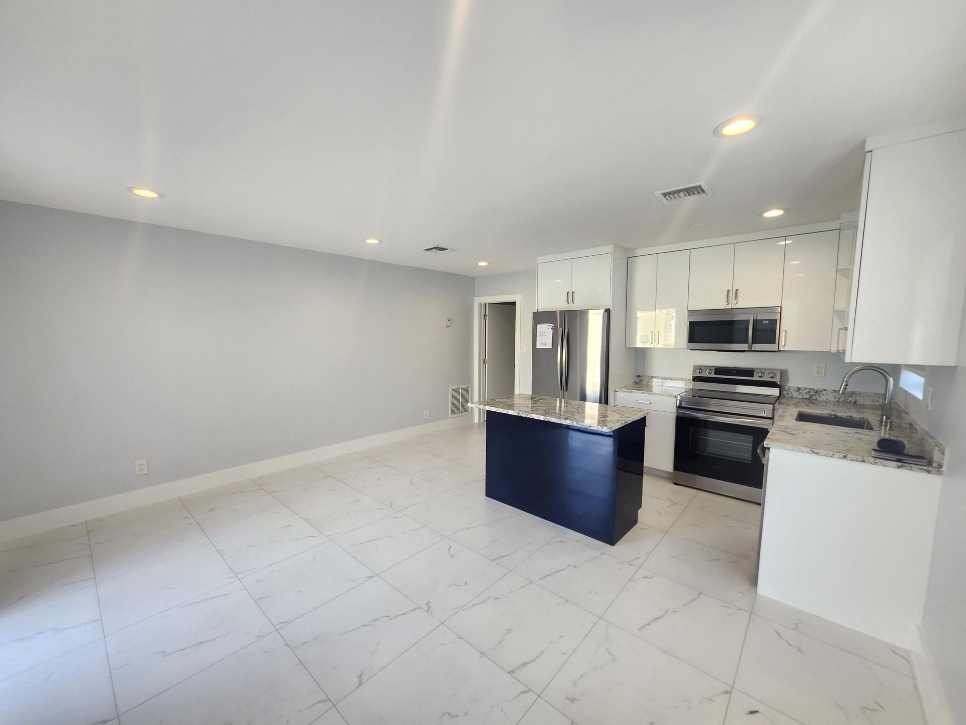 511 N 60th Way, Unit East Apart, Hollywood, FL 33024 Photo