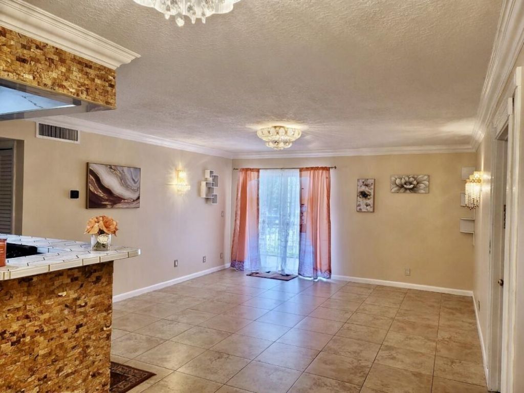 616 NW 13th Street, Unit 24, Boca Raton, FL 33486 Photo
