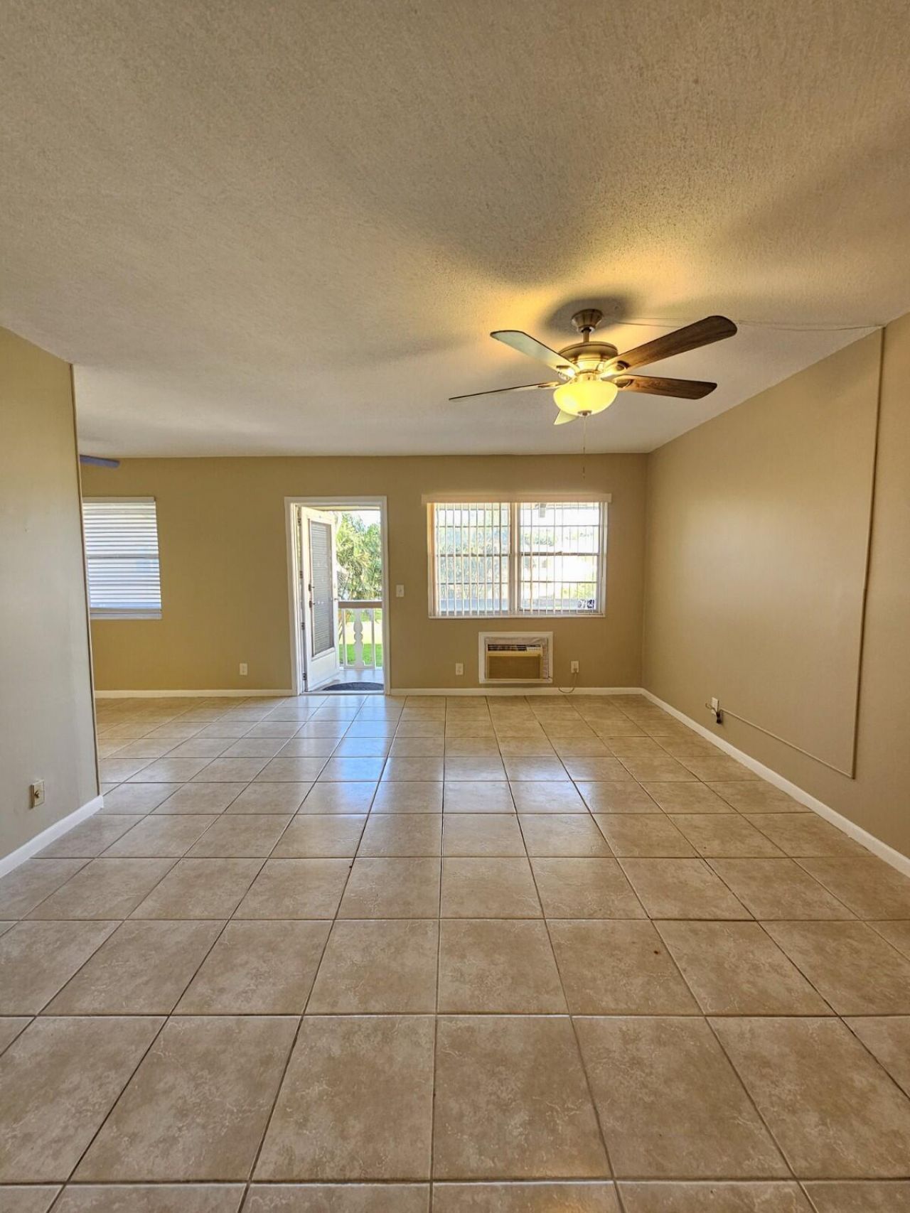 114 E Norwich E, West Palm Beach, FL 33417 Photo